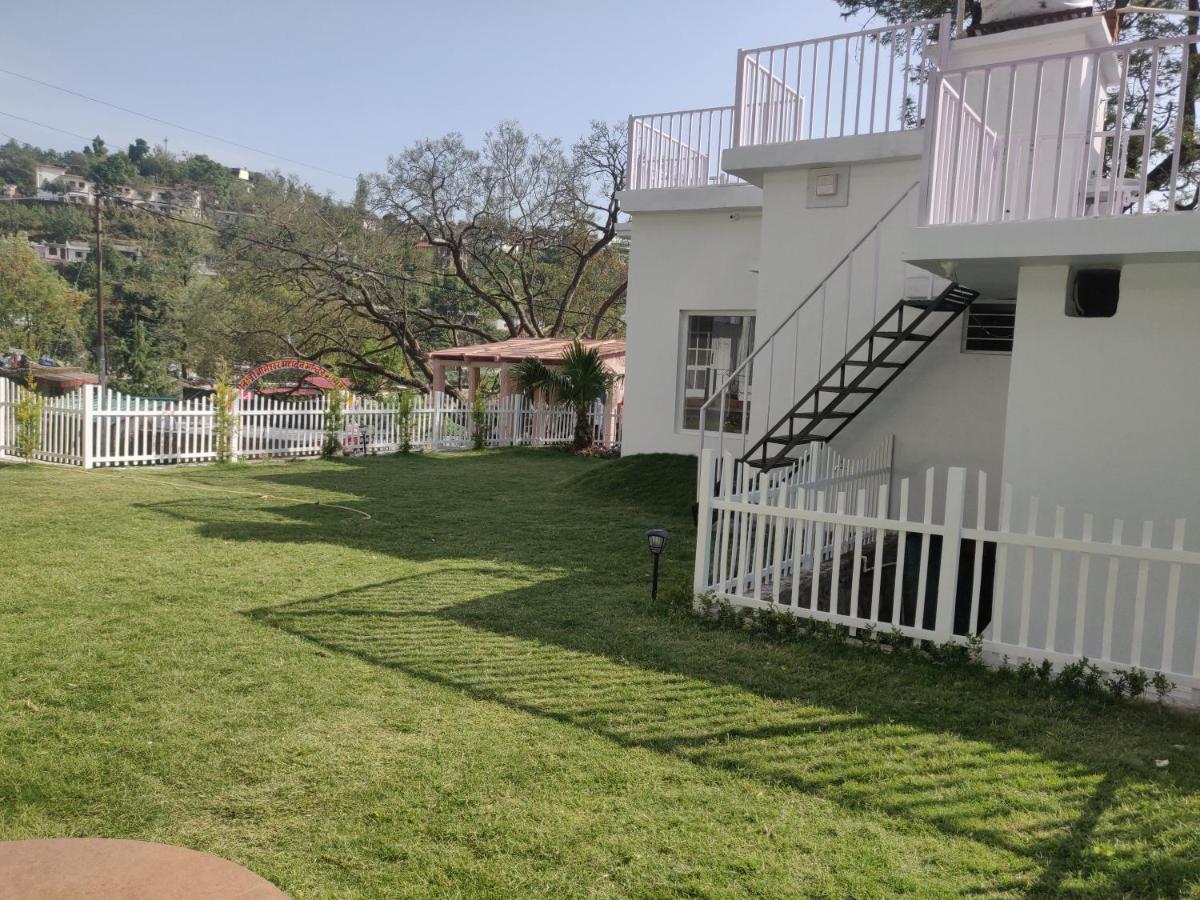 The Periwinkle Homestay Bhīm Tāl المظهر الخارجي الصورة